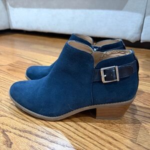 Vionic Suede Ankle Booties